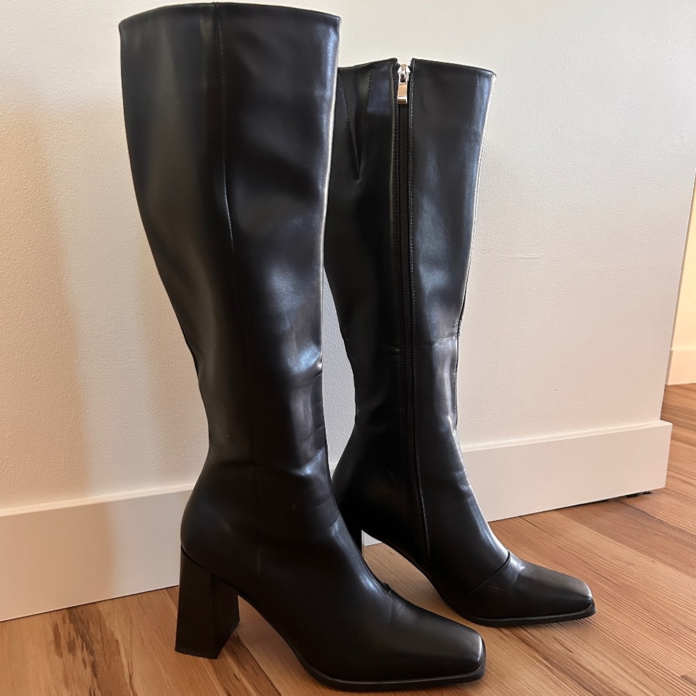 RAID Knee High Boots Size 41